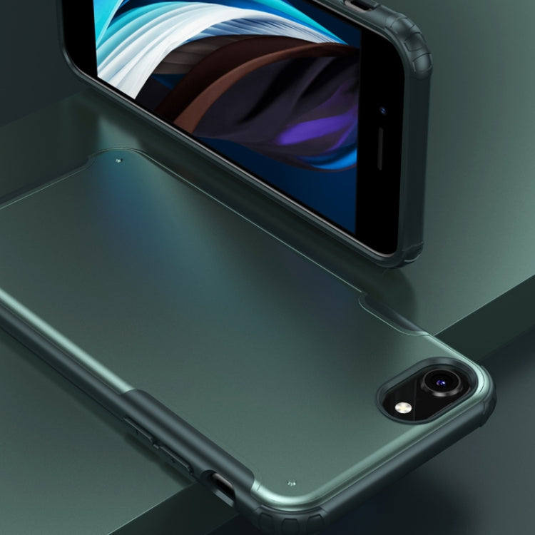 EDA00486304A_6.jpg@30f2f8aff97d9130b826b24446d390c9