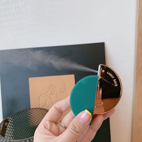 Air Freshener Mini Spray Fragrance Moisturizing Humidifier (Green)