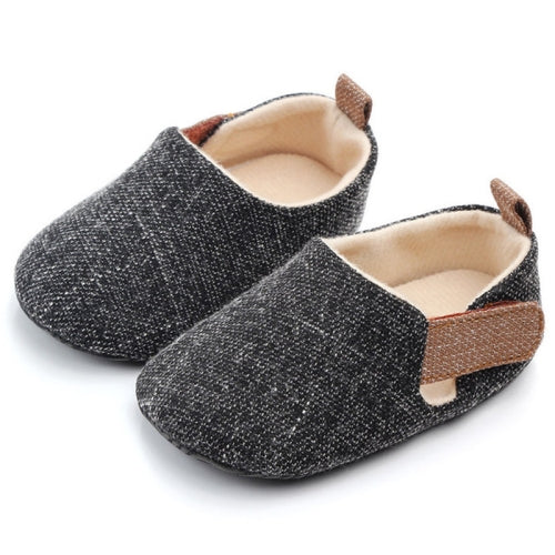 Infant Foot Care Soft Sole Non-slip Shoes 0-1 Year Old Baby Toddler Shoes, Size: Inner Length 11cm(Dark Gray)