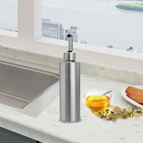 Cylindrical Seasoning Bottle Stainless Steel Oil Pot, Capacity:550 ml(A)