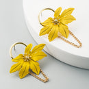 2 Pairs Maple Leaf Shaped Hollow Leaf Flower Earrings Personality Forest Alloy Tassel Earrings(Yellow)