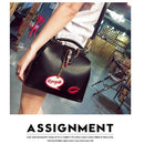 Embroidered Lipstick Doctor Bag Ladies Shoulder Bag Red Lip Handbag, Size: L (Black)