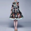 Retro Palace Printing Slim Long Section Dress (Color:Black Size:L)