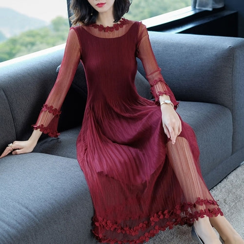 Temperament Lace Embroidered Long-sleeved Dress (Color:Wine Red Size:One size)