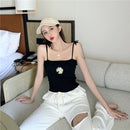 Knitted Top With Small Daisy Exposed Cord (Color:Black Size:Free Size)