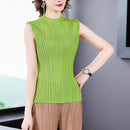 Pleated Solid Color Short-sleeved T-shirt Female Half-high Collar Large Size Stretch Sleeveless Top (Color:Green Size:Free Size)