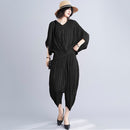 Fashionable And Loose Two Piece V-neck Pleated Top (Color:Black Size:Free Size)